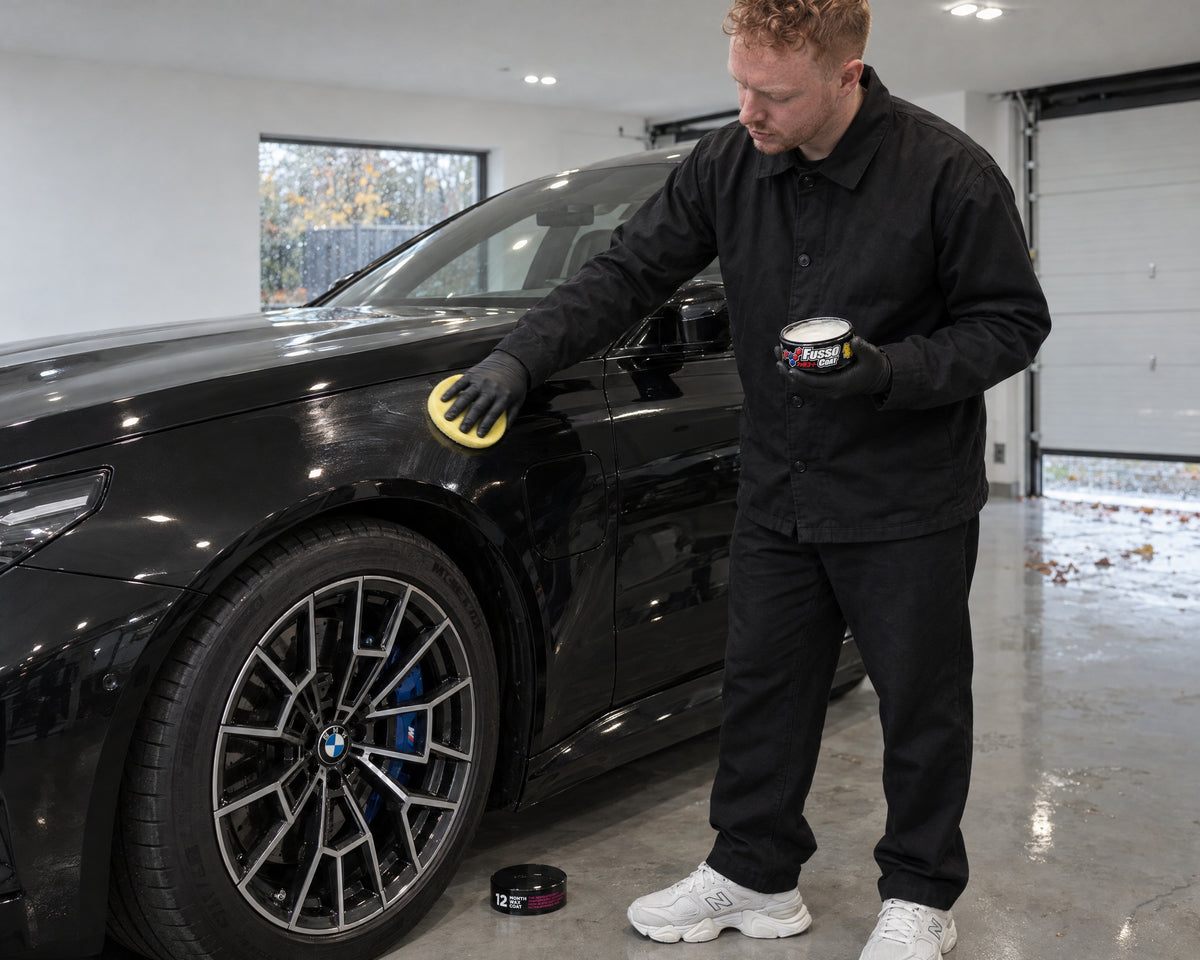Detailing1 Hero: Waxsealant — wax of sealant vóór de winter (desktop)