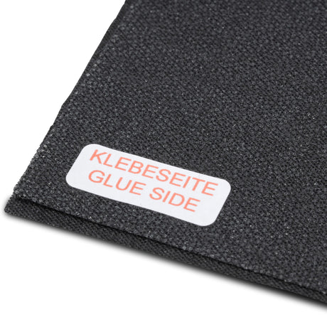 Klebeseite und Gewebestruktur des COLOURLOCK "Glue-Tex" Bügelgewebes für Lederreparaturen