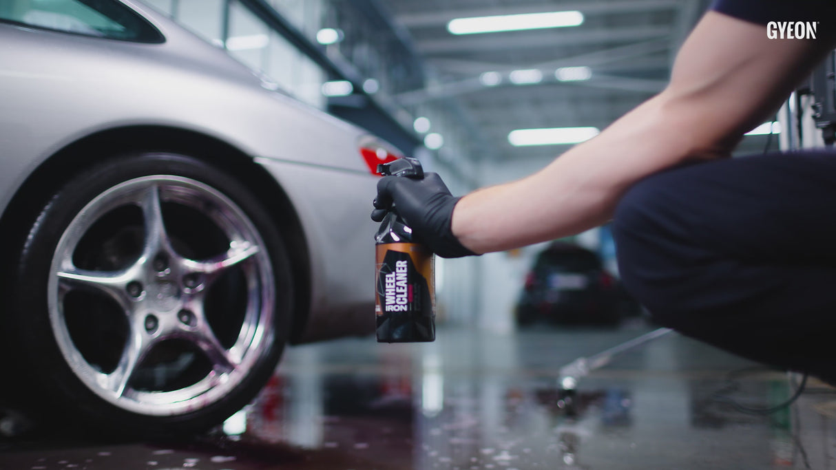 Q²M Iron WheelCleaner (REDEFINED) Wheel Cleaner